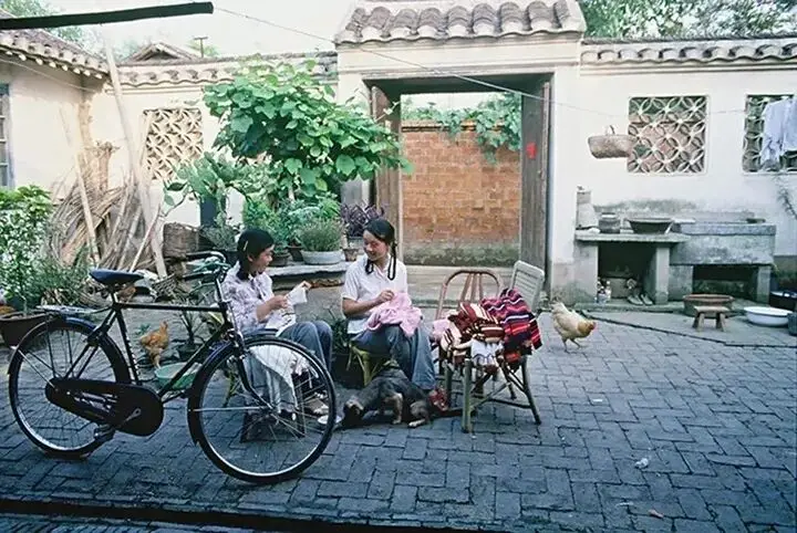 新中國第一批女攝影記者曉莊去世，享年94歲