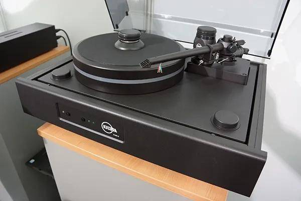 《Stereophile》“2025年度音響器材榜”（二）：獲獎的模擬類音源