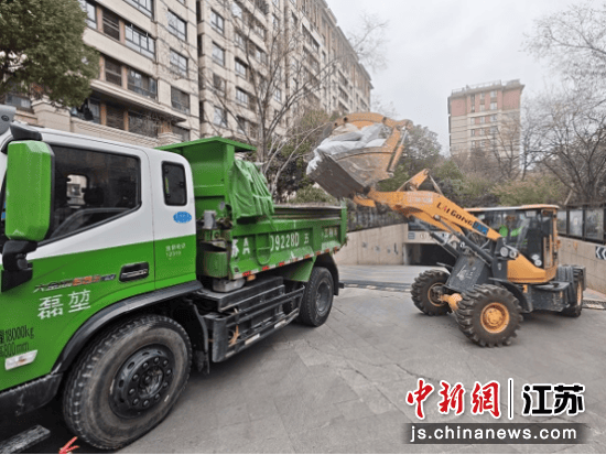 南京推出“寧裝修”小程式 居民裝修垃圾一鍵清運