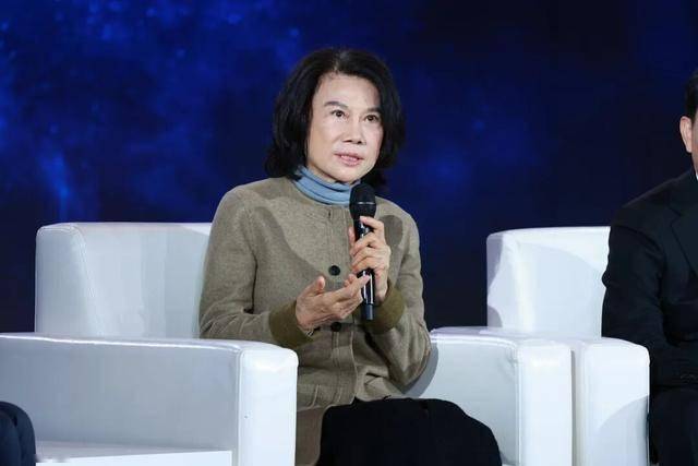 董明珠、馮長軍亮相央視《對話》：家電汽車行業共謀消費新潛力