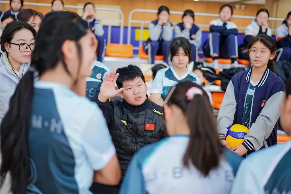 西安市雁塔區第三中學學子在省青少年排球冠軍賽斬獲佳績