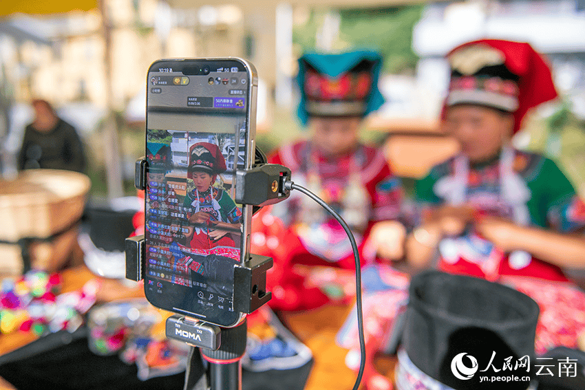 巧手織夢 雲南省文山州刺繡大賽落幕